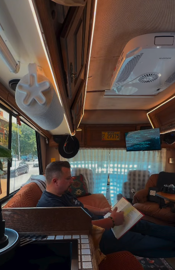 Road-trip ready with off-grid comfort